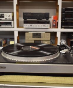 JVC Turntable - Model: QL-F4