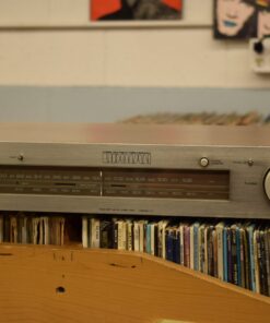 Luxman Tuner - Model: T-2