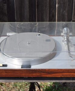 Luxman Turntable - Model: PD272