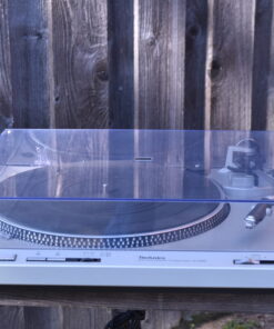 Technics Turntable - Model: SL-D202